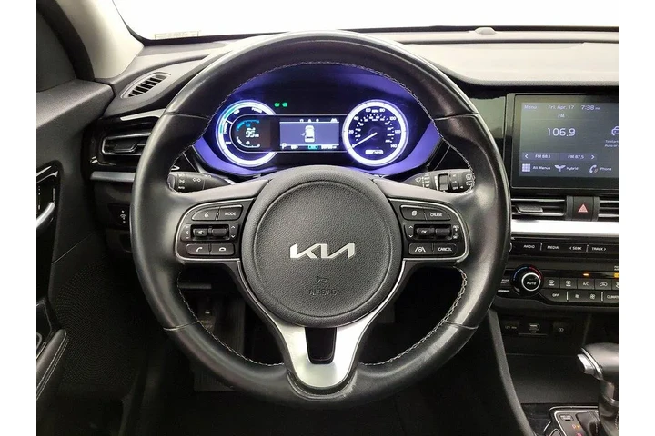 $20998 : Kia Niro 2022 LXS 4dr Crosso image 9
