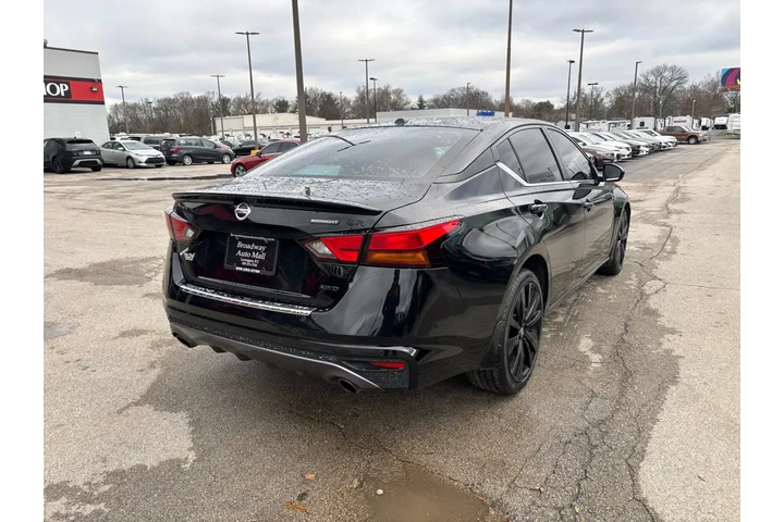 $17980 : 2022 Altima 2.5 SR AWD Sedan image 2