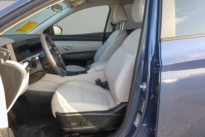 $24488 : 2025 Tucson SEL FWD image 7