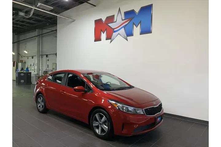 $13989 : Kia Forte 2018 S 4dr Sedan image 2