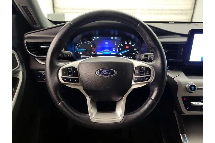$27998 : Ford Explorer 2022 XLT 4dr S image 10