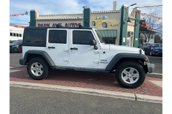 $12995 : 2016 Wrangler Unlimited Sport image 3