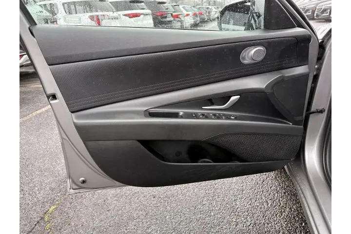 $16999 : Hyundai ELANTRA 2023 SEL 4dr image 8