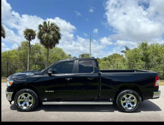 $24900 : Dodge Ram 1500 Quad cab image 9