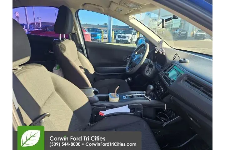 $13989 : Honda HR-V 2018 LX 4dr Cross image 6