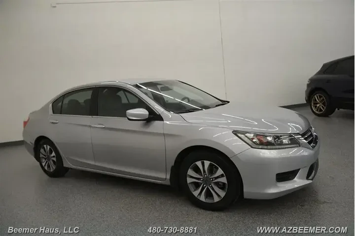 $9998 : Honda Accord 2013 LX 4dr Sed image 7