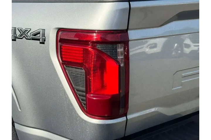 $39995 : Ford F-150 2024 4x4 XLT 4dr image 8