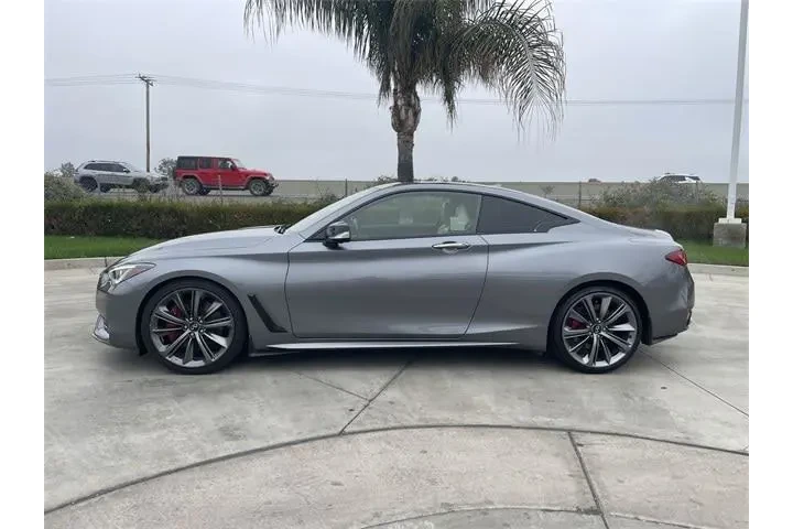 $32555 : INFINITI Q60 2020 Red Sport image 5