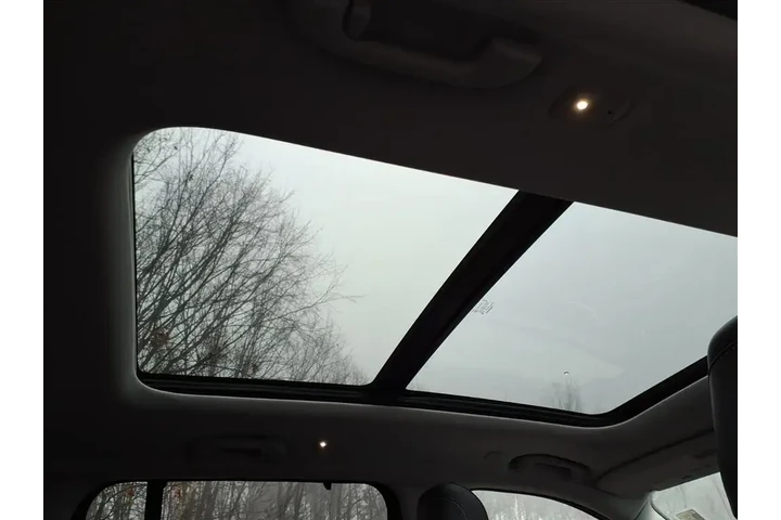 $28500 : Jeep Grand Cherokee 2024 4x4 image 8