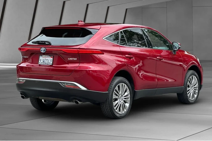 $32700 : Toyota Venza 2023 AWD Limite image 4