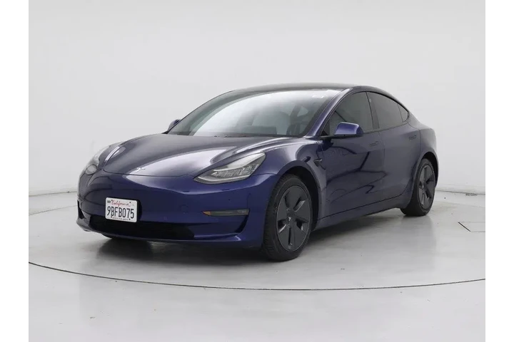 $27998 : Tesla Model 3 2022 AWD Long image 4