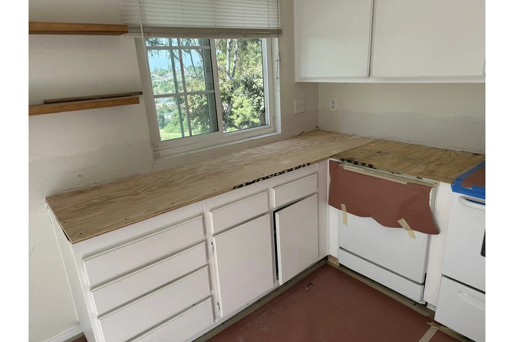 Kitchen remodeling image 9