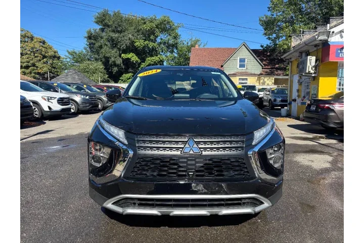 $22995 : 2024 Eclipse Cross SE image 3