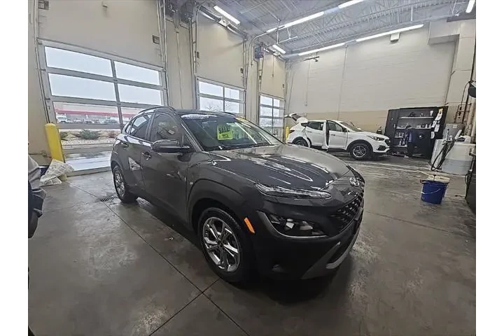 $19876 : Hyundai KONA 2023 SEL 4dr Cr image 7