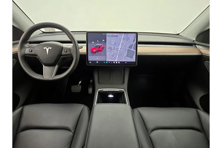 $34998 : Tesla Model Y 2023 AWD Long image 9