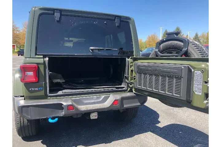 $31991 : Jeep Wrangler Unlimited 2021 image 9