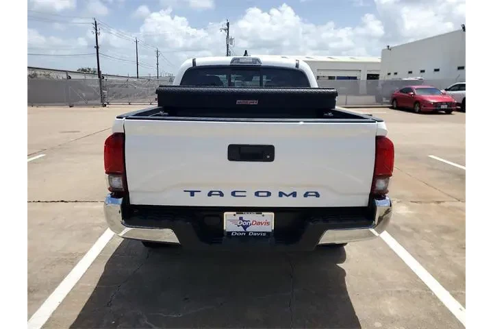 $27988 : Toyota Tacoma 2020 4x2 SR5 4 image 5