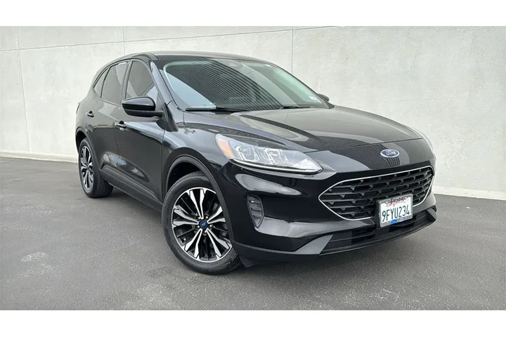 $23875 : Ford Escape 2022 SE 4dr SUV image 1