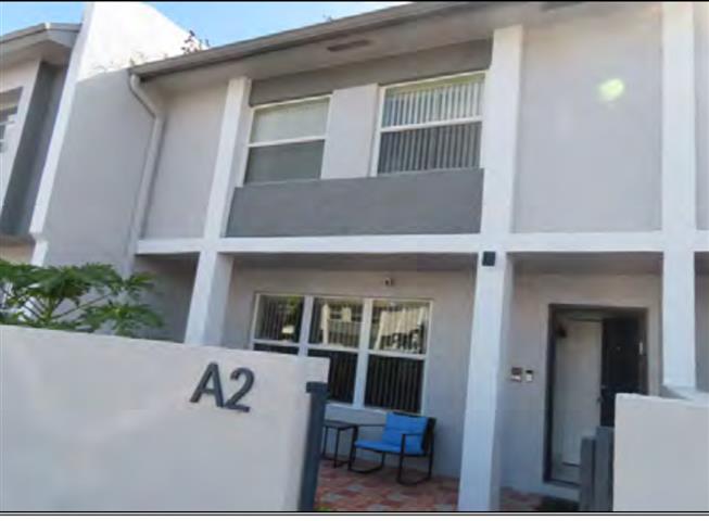 $2900 : RENTA TOWNHOUSE 3/2 KENDALL image 2