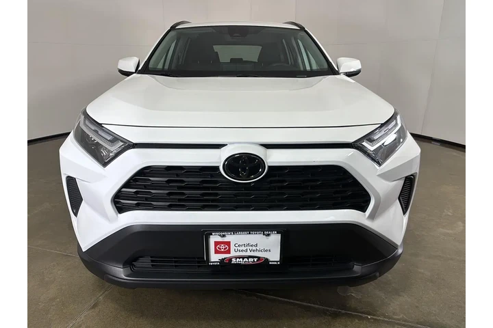 $35097 : Gold Certified 2024 RAV4 XLE image 6