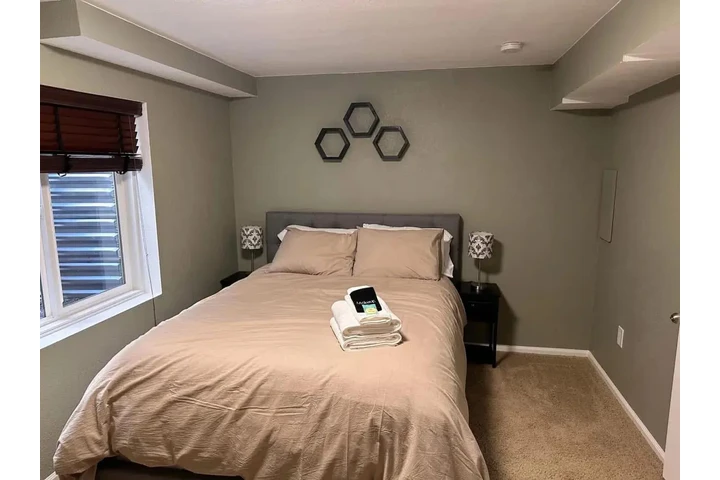 $1200 : Private home image 2