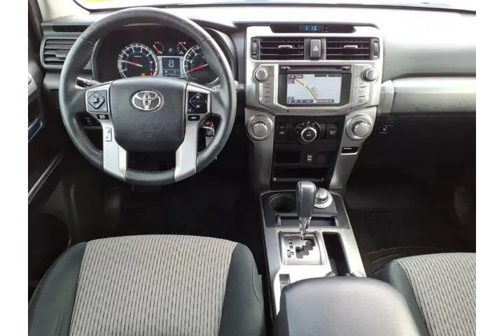 $20416 : Toyota 4Runner 2018 4x4 SR5 image 10