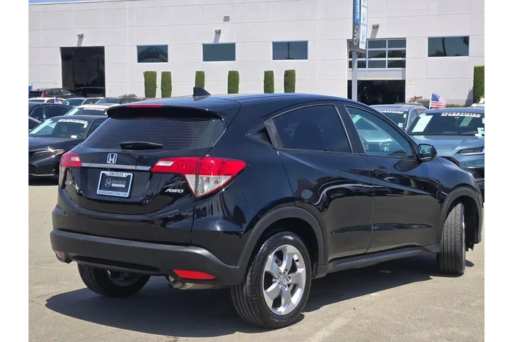 $17588 : Honda HR-V 2022 AWD LX 4dr C image 7
