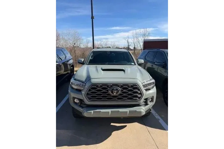 $29995 : Toyota Tacoma 2022 4x4 TRD P image 4