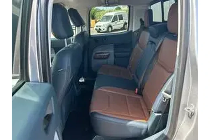 $28950 : Ford Maverick 2024 Lariat 4d image 9