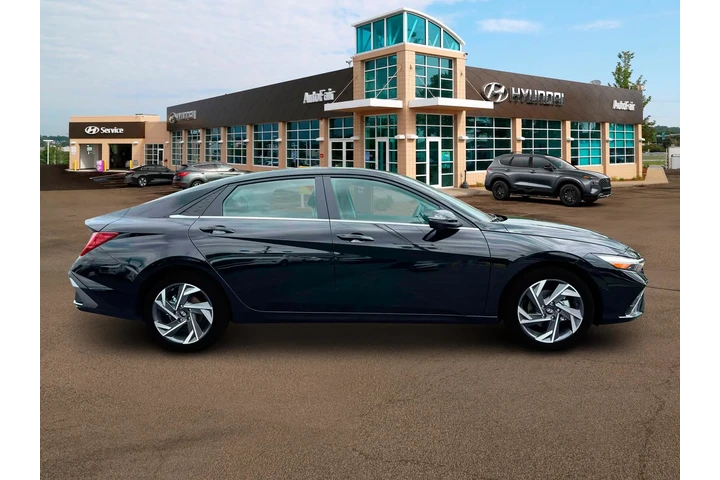 $22900 : Hyundai ELANTRA 2025 Limited image 9