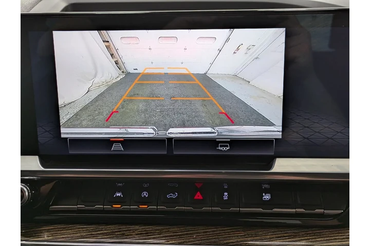 $35749 : Pre-Owned 2023 Sierra 1500 SLE image 10