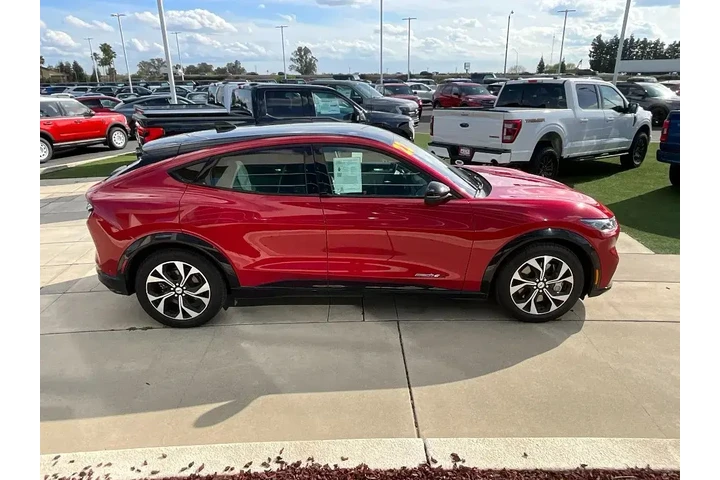 $22900 : Ford Mustang Mach-E 2022 Pre image 5