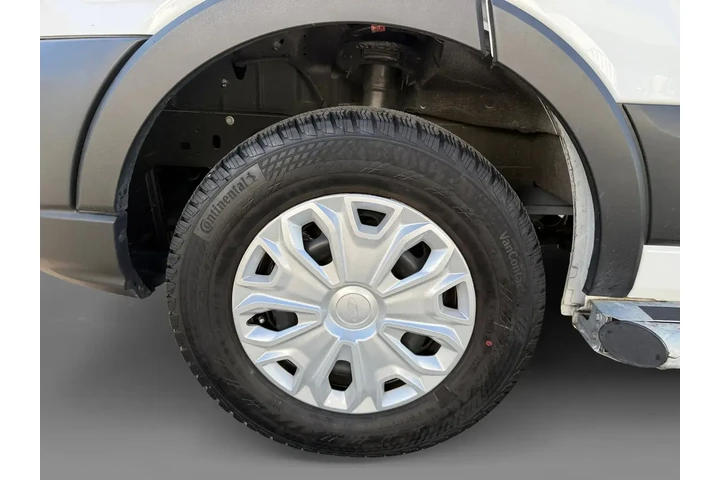 $34993 : Ford Transit 2024 250 3dr SW image 9