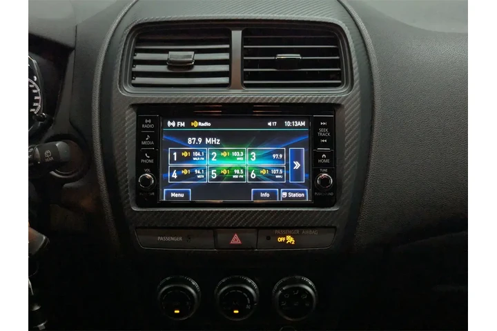 $21997 : Mitsubishi Outlander Sport 2 image 9