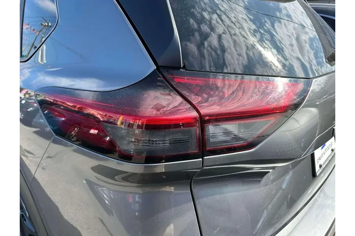 $18690 : Nissan Rogue 2024 AWD SV 4dr image 9