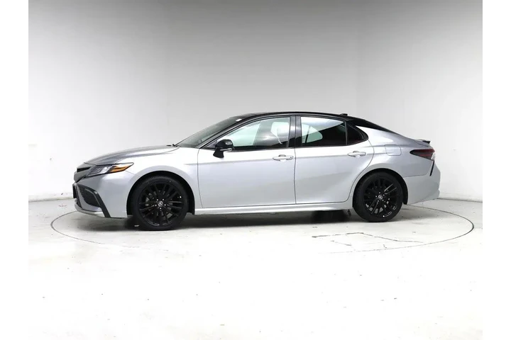 $26998 : Toyota Camry 2023 XSE 4dr Se image 3