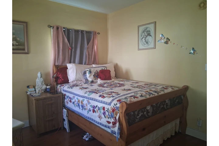 $1300 : Cuarto en glendale image 2