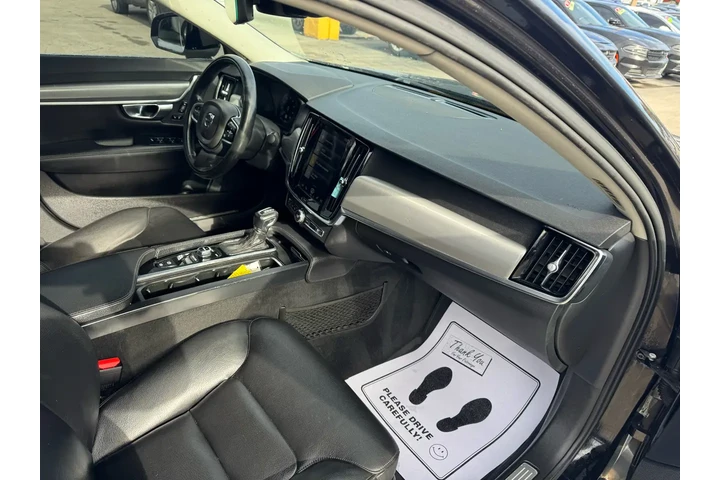 $15980 : 2017 S90 T6 AWD Momentum image 9