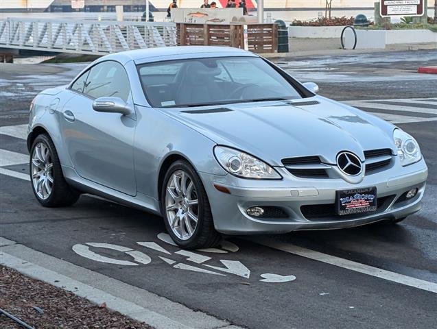 $11988 : 2005 SLK350 SLK-Class image 4