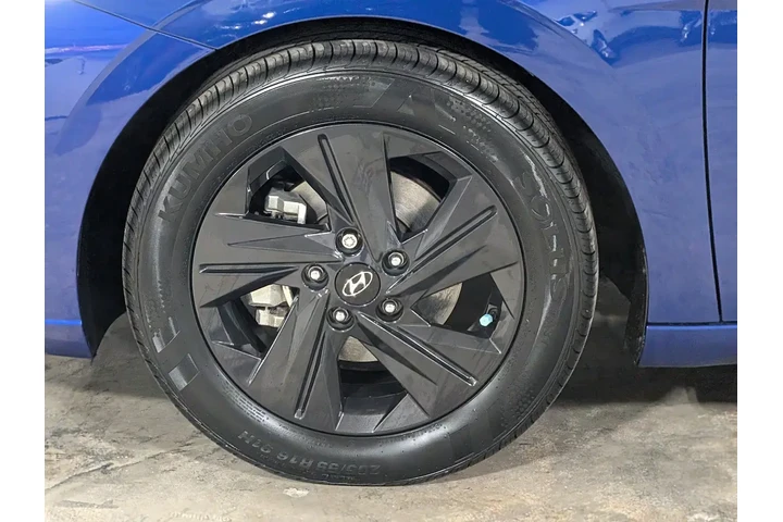 $18144 : Hyundai ELANTRA 2023 SEL 4dr image 9