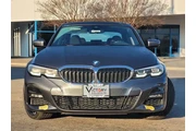 $23988 : BMW 3 Series 2022 330e 4dr S thumbnail