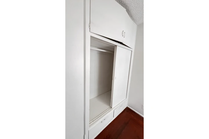 $900 : Rento cuarto  entre la Downey/ image 4