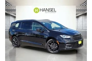 Chrysler Pacifica 2025 Limit en Santa Rosa