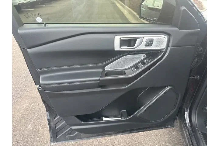 $29000 : Ford Explorer 2020 AWD ST 4d image 7