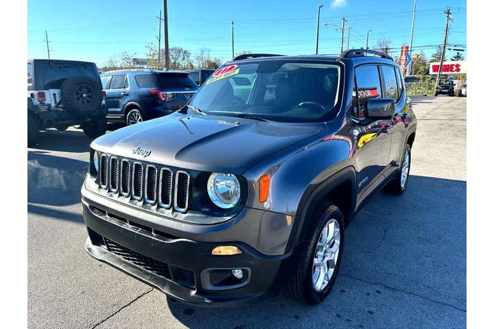 $8980 : 2017 Renegade Latitude 4x4 image 6