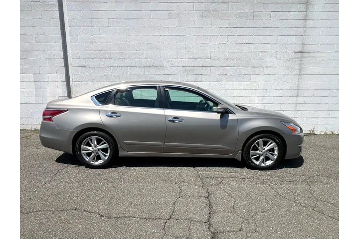 $7498 : 2015 Altima 4dr Sdn I4 2.5 SL image 9