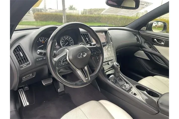 $32555 : INFINITI Q60 2020 Red Sport image 10