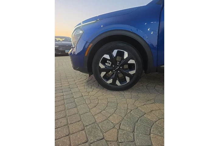 $29999 : 2023 Sportage X-Line image 9