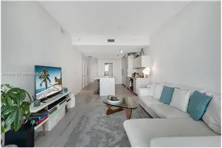 $7000 : Rental property with 2 bedro image 6