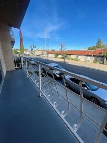 $1800 : Van Nuys Apartamento BuenaArea image 7